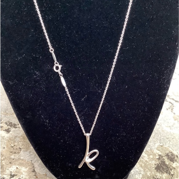 Authentic TIFFANY INITIAL necklace 🌟⭐️🌟 - Picture 8 of 12